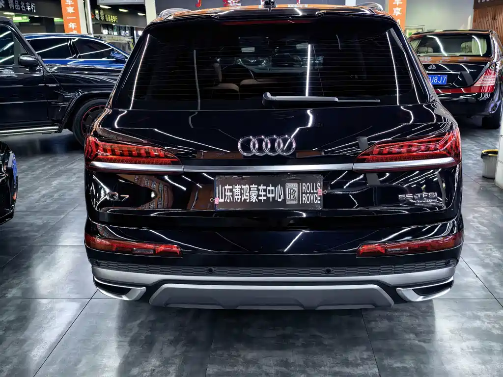 Audi Q7 — миниатюра 5