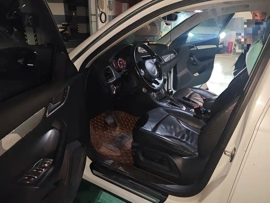 Audi Q3 — миниатюра 12