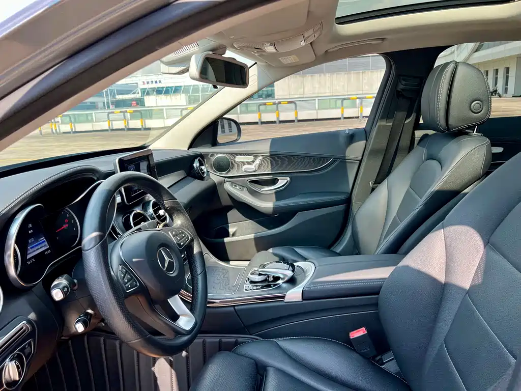 MERCEDES-BENZ C CLASS