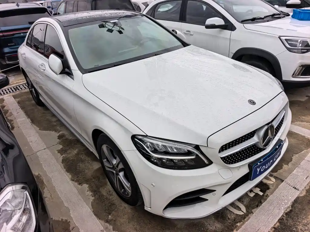 Mercedes-Benz C-Class — миниатюра 3