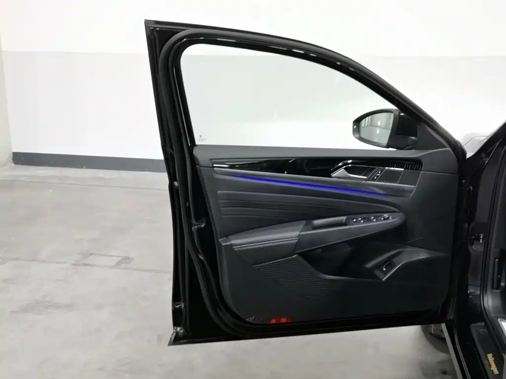 Volkswagen Passat — миниатюра 8