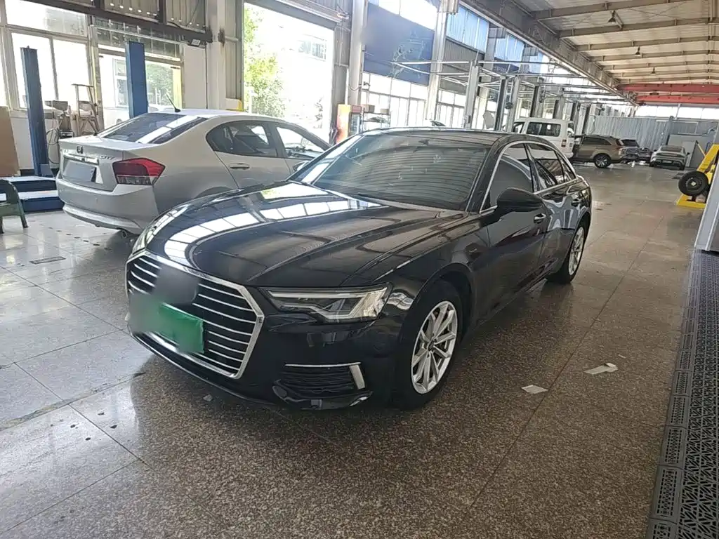Audi A6L 2021 40 TFSI Luxury