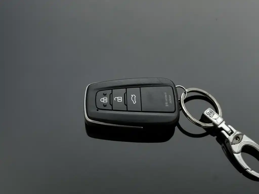 Toyota Avalon — миниатюра 19