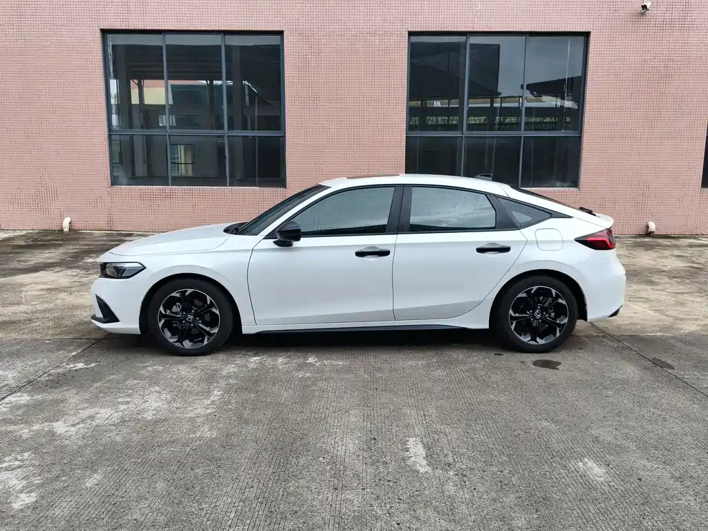 Honda Civic 2023 HATCHBACK 240TURBO CVT