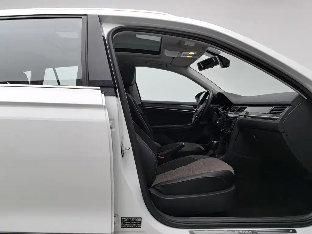 Volkswagen C-Trek — миниатюра 23