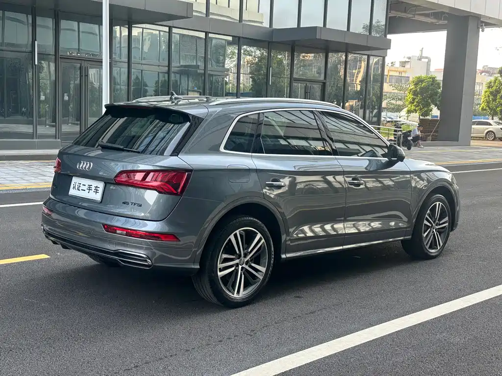 Audi Q5L — миниатюра 6