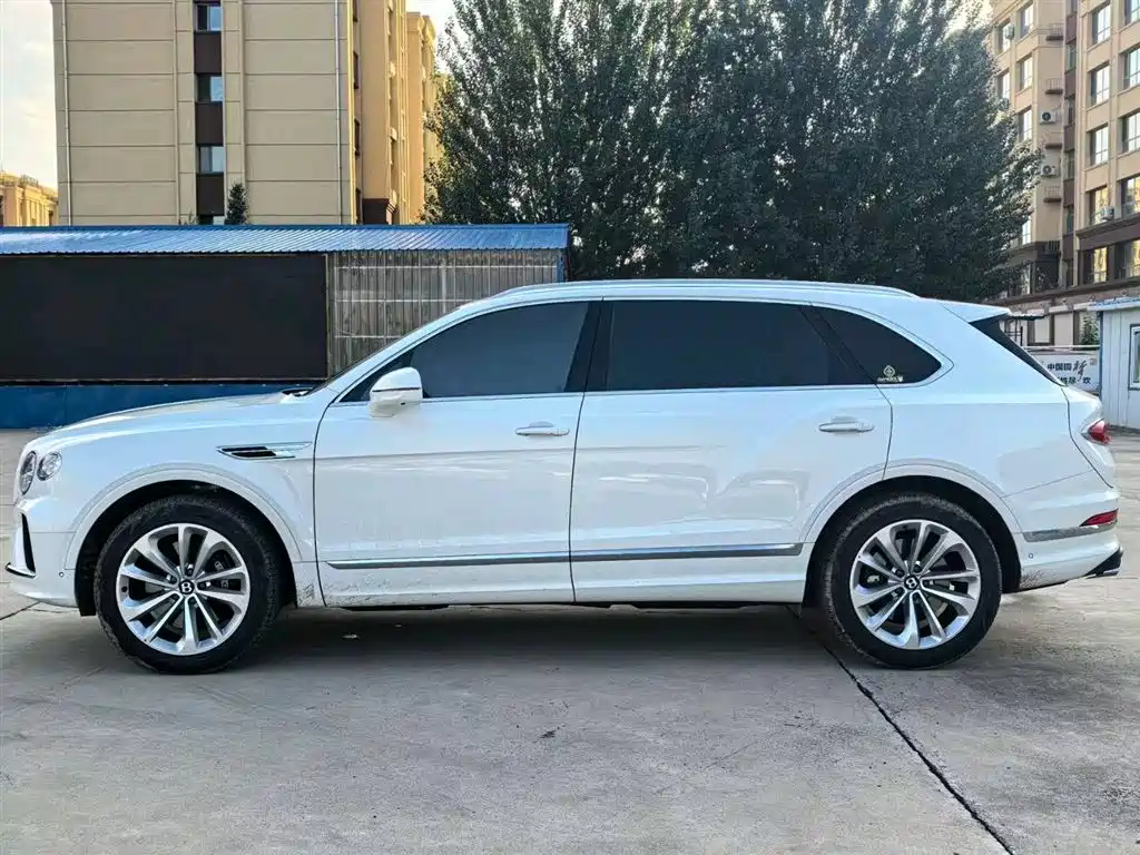 Bentley Bentayga 2024 4.0T V8