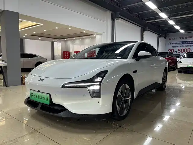 2025 Xpeng Mona M03