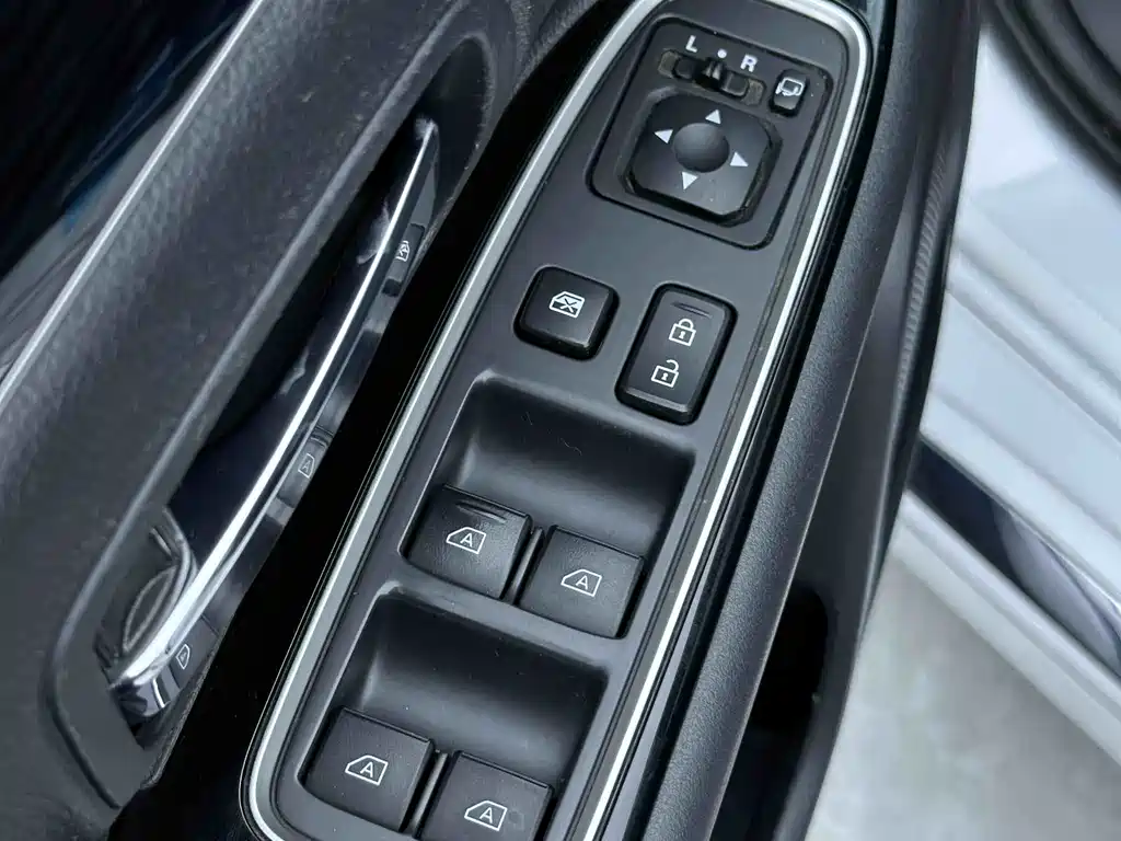 Mitsubishi Outlander 2021 2.0L Enjoy 5 мест