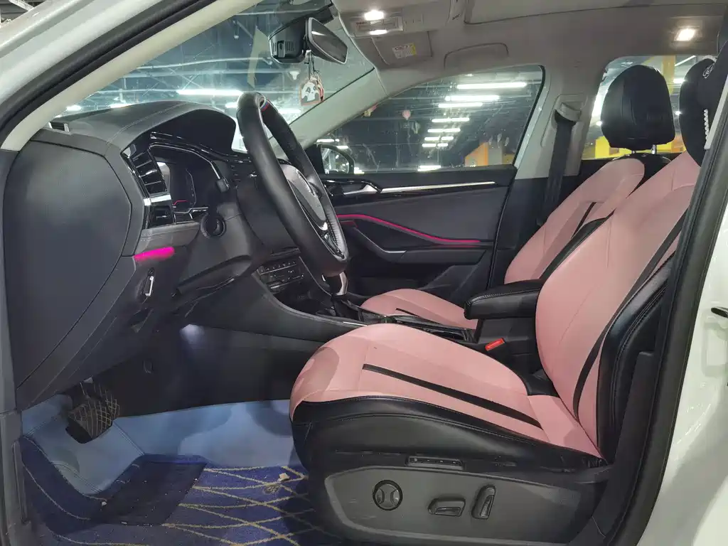 Volkswagen Sagitar 2021 280TSI DSG Luxury Smart Connect