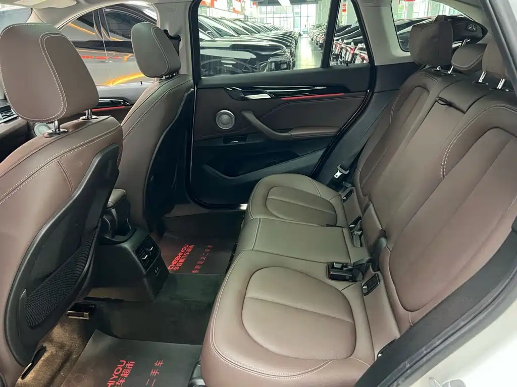 BMW X1 2022 sDrive25Li Lead