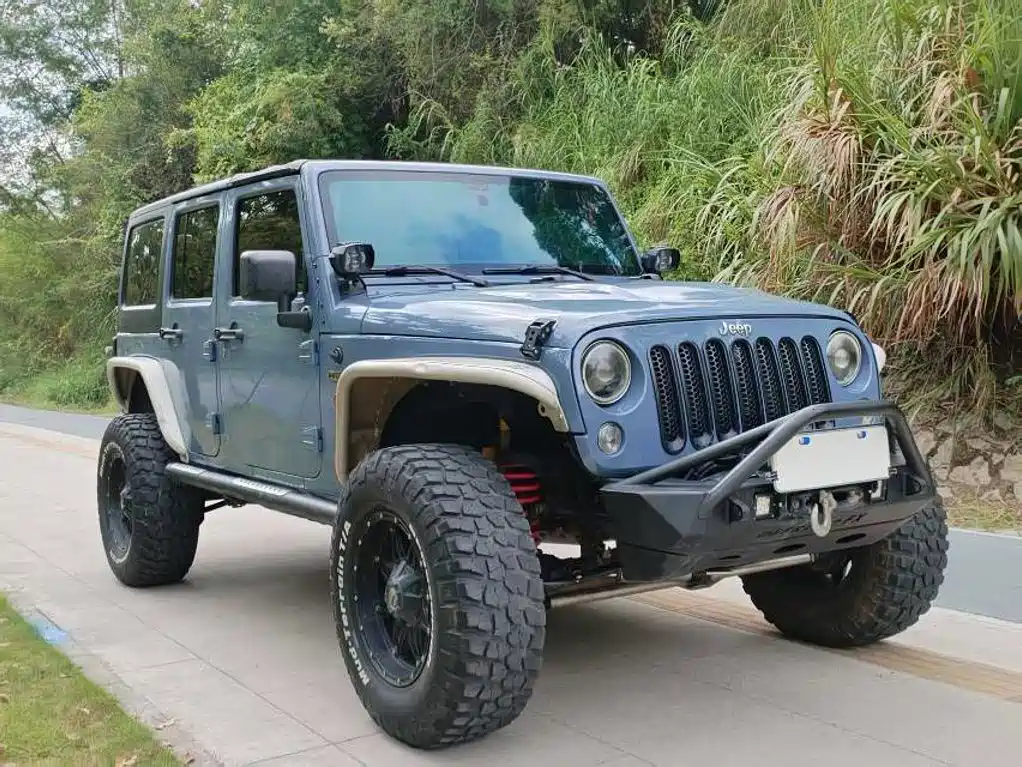Jeep Wrangler — миниатюра 3