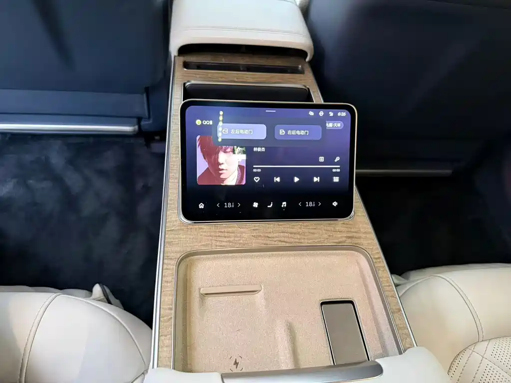 NIO ET9 — миниатюра 9
