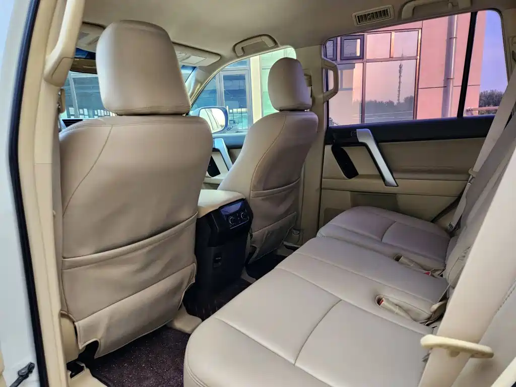 Toyota Prado — миниатюра 16