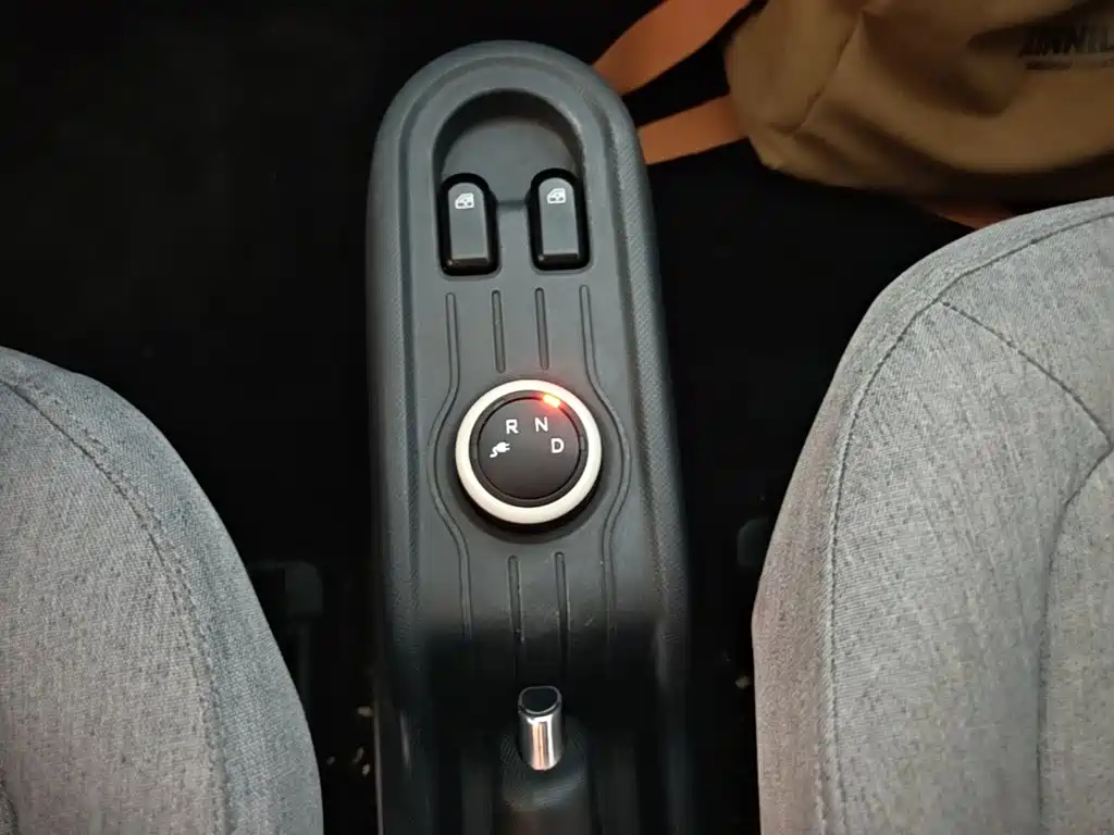 Wuling MINIEV — миниатюра 14
