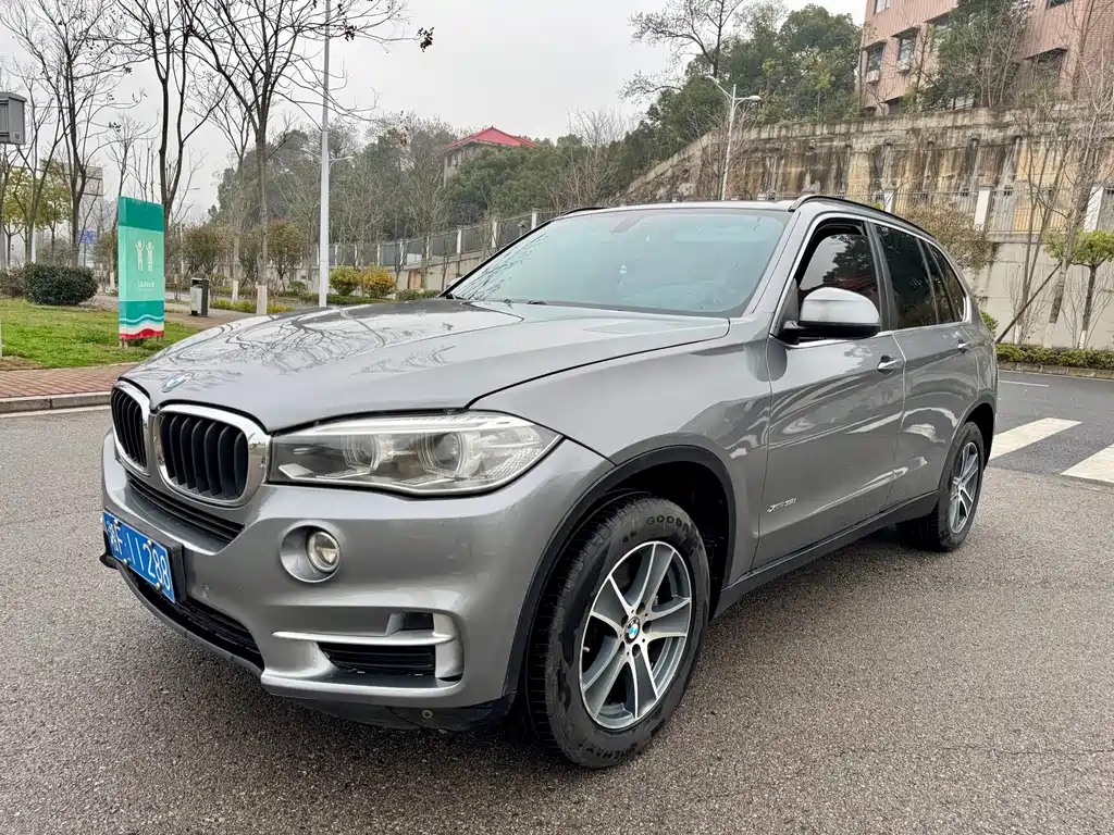 BMW X5 (Import)