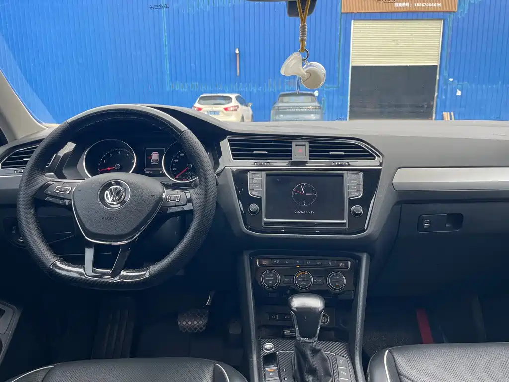 Volkswagen Tiguan L — миниатюра 8
