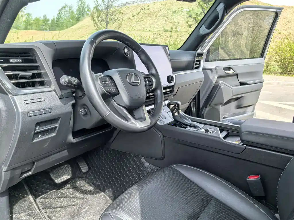Lexus GX