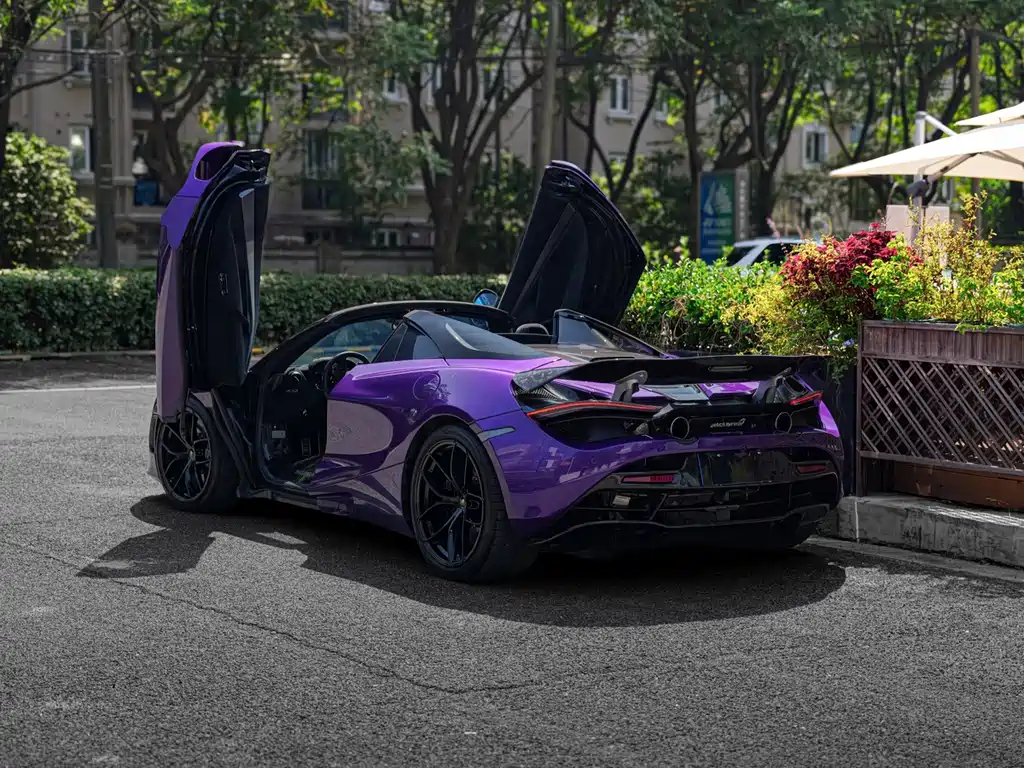 McLaren 720S — миниатюра 10