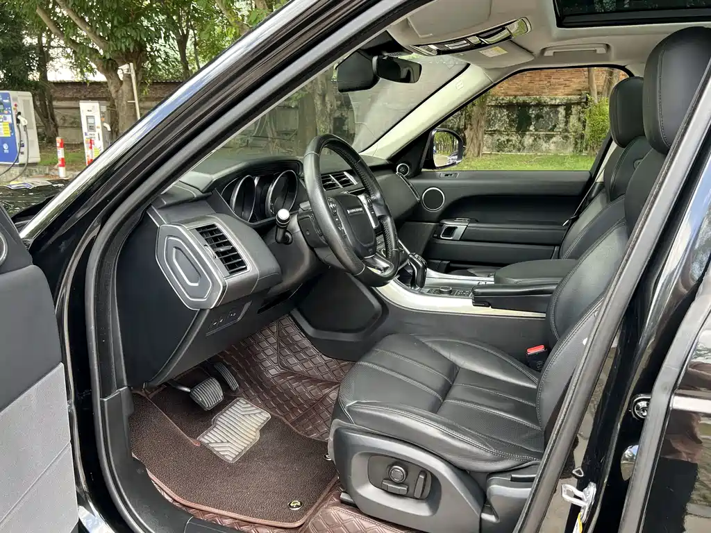 Land Rover Range Rover Sport 2017 3.0 SC V6 SE