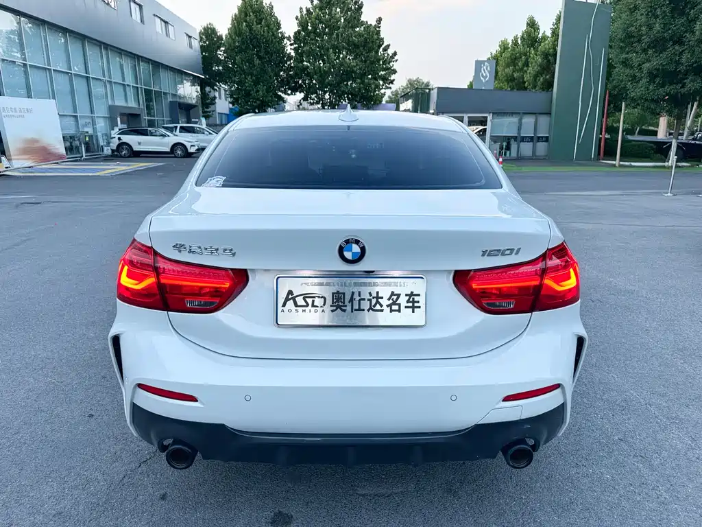 BMW 1 Series 1 2022 120i M Sport