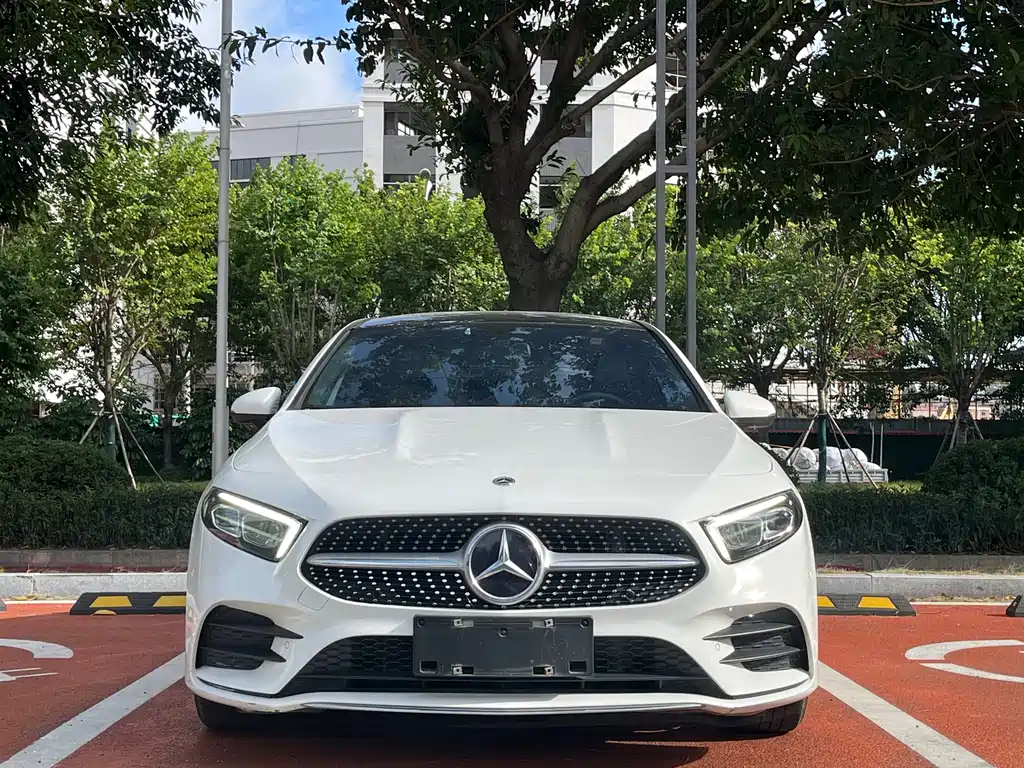 MERCEDES-BENZ A CLASS