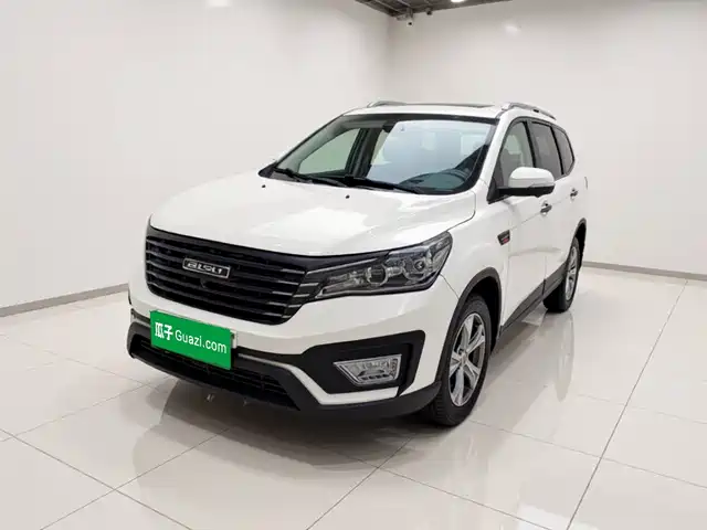 2017 BAIC T5
