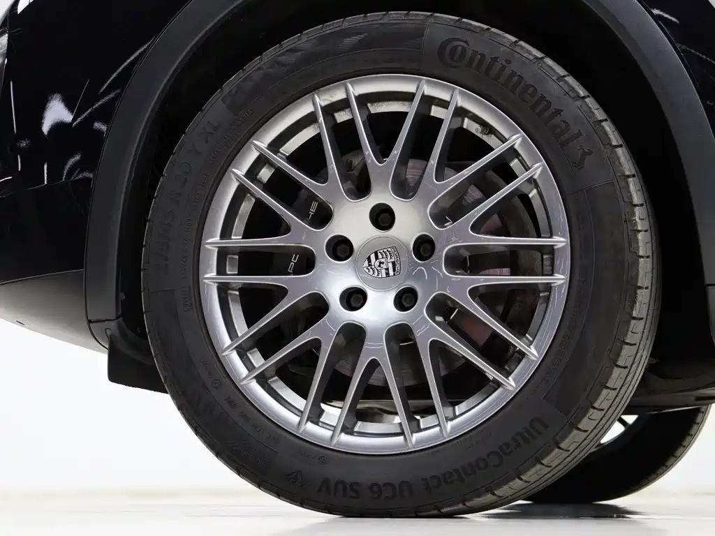 Porsche Cayenne — миниатюра 32