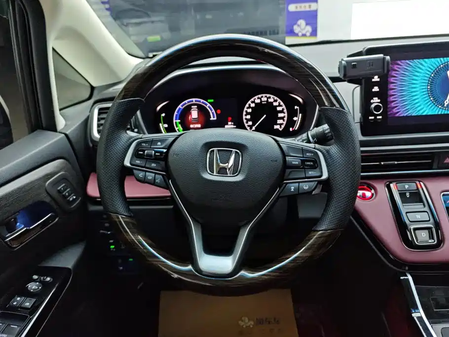 Honda Elysion — миниатюра 15