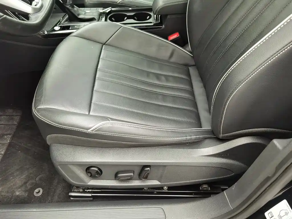 Volkswagen Passat — миниатюра 20
