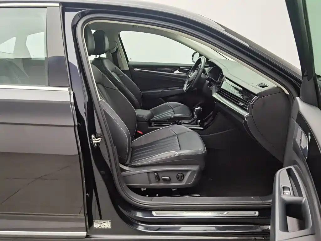 Volkswagen Passat — миниатюра 23