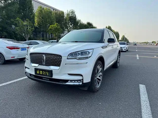 Lincoln Aviator
