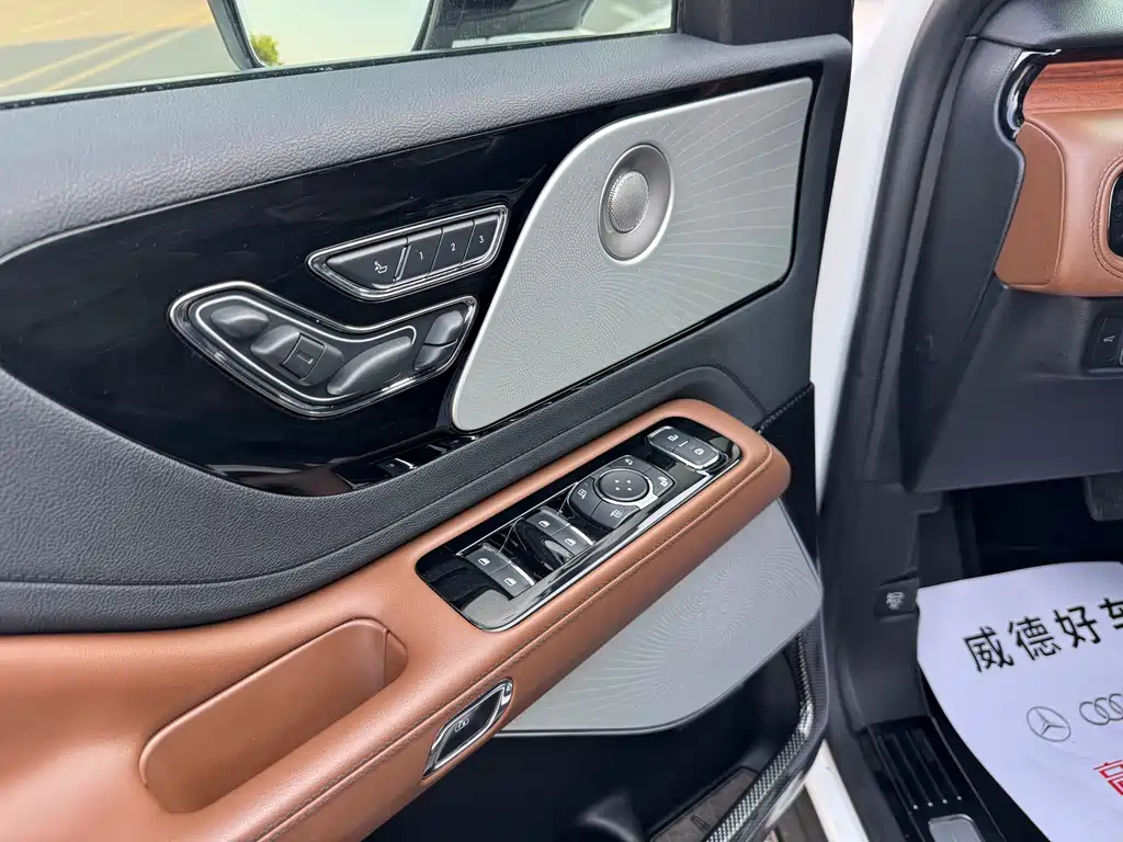 Lincoln Aviator 3.0T V6 4WD Executive Edition, фото 10