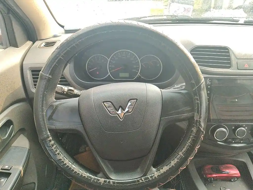 Wuling Hongguang — миниатюра 3