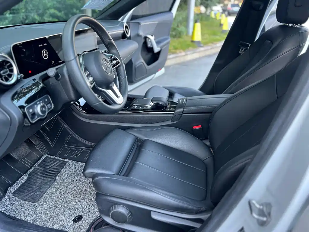 Mercedes-Benz A-Class — миниатюра 5