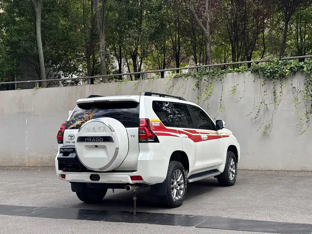 Toyota Prado — миниатюра 5
