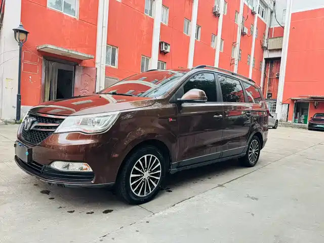 2017 BAIC Weiwang M50F