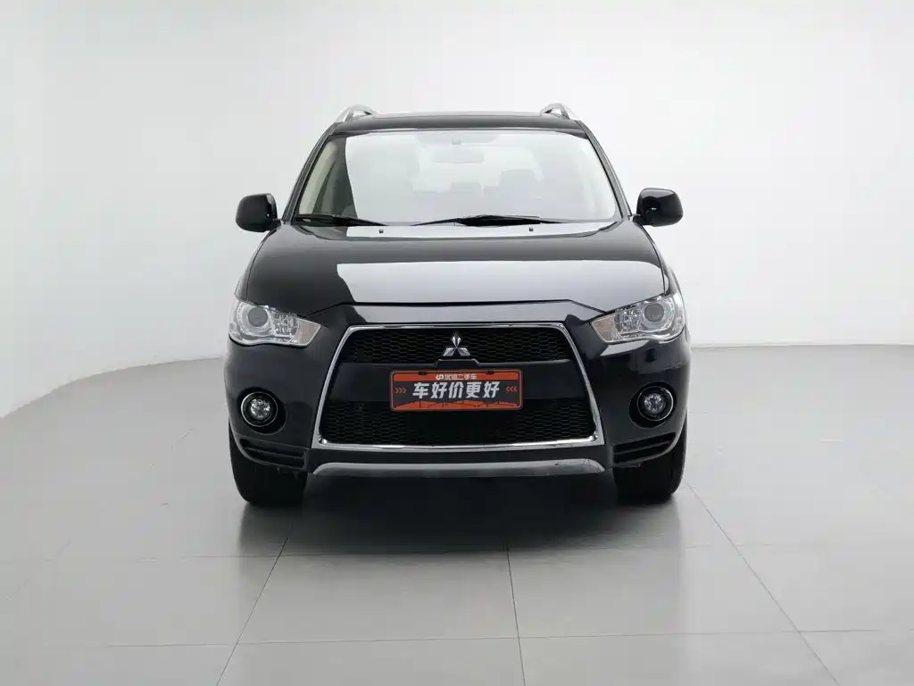Mitsubishi Outlander (Import) — миниатюра 3