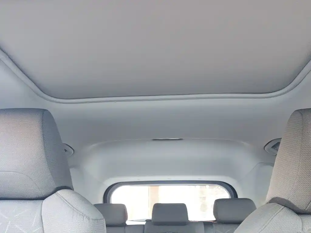 Toyota RAV4 — миниатюра 18
