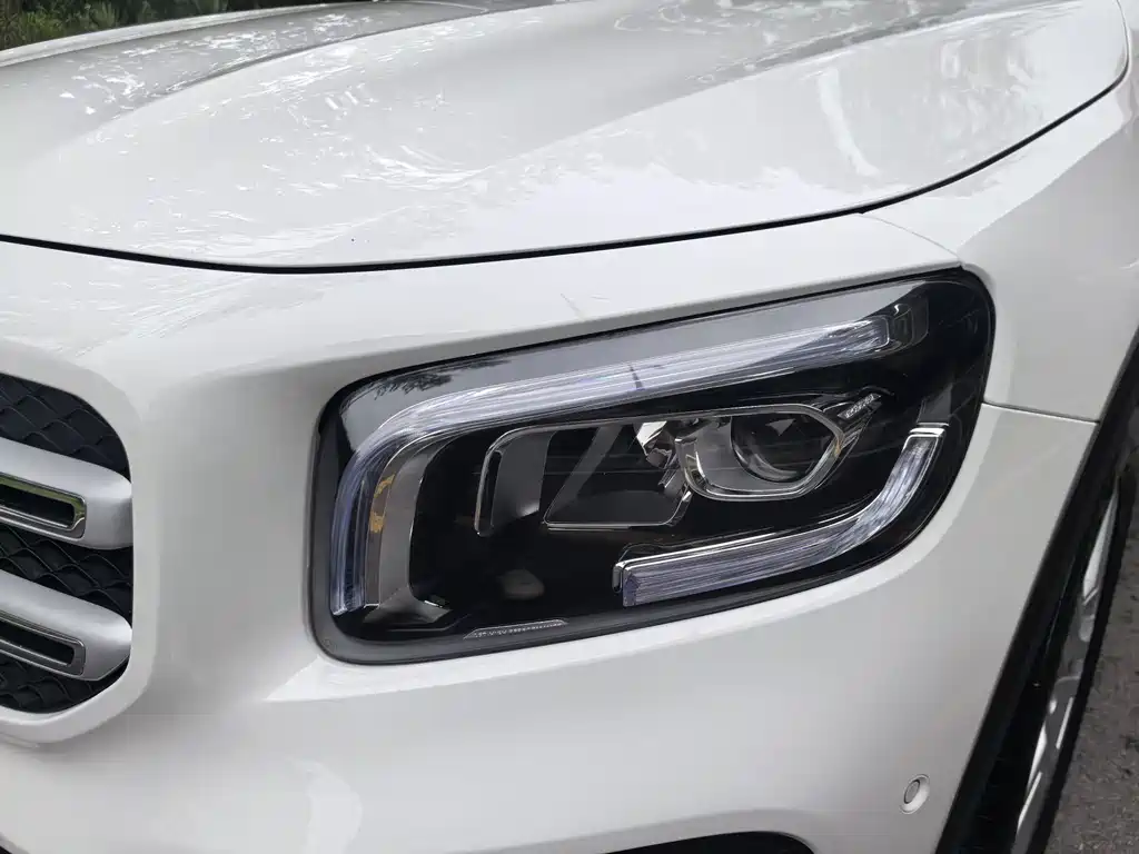Mercedes-Benz GLB 2023 GLB 220