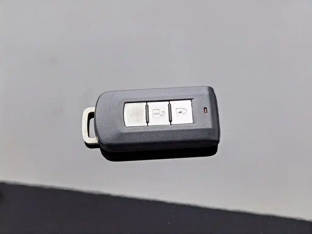 Mitsubishi Outlander (Import) — миниатюра 19