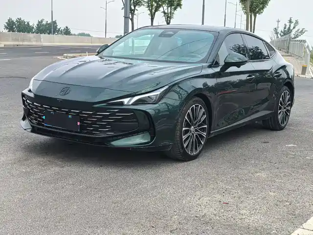 2023 MG MG7
