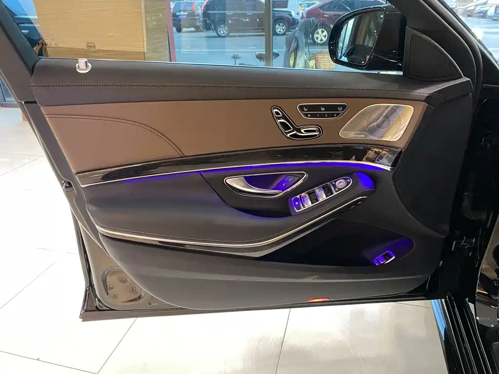 MERCEDES-BENZ S CLASS