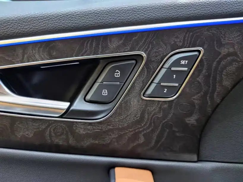 Audi Q7 — миниатюра 17