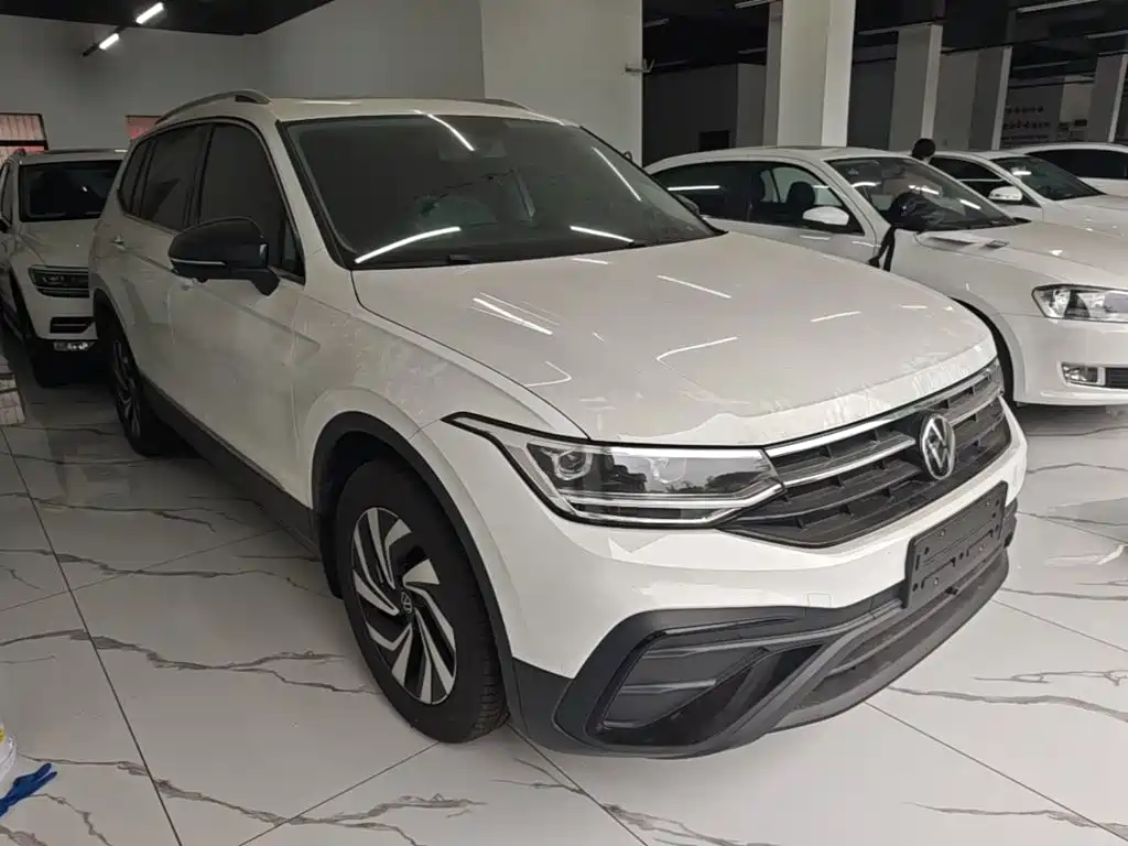 Volkswagen Tiguan L L 2025 300TSI AT
