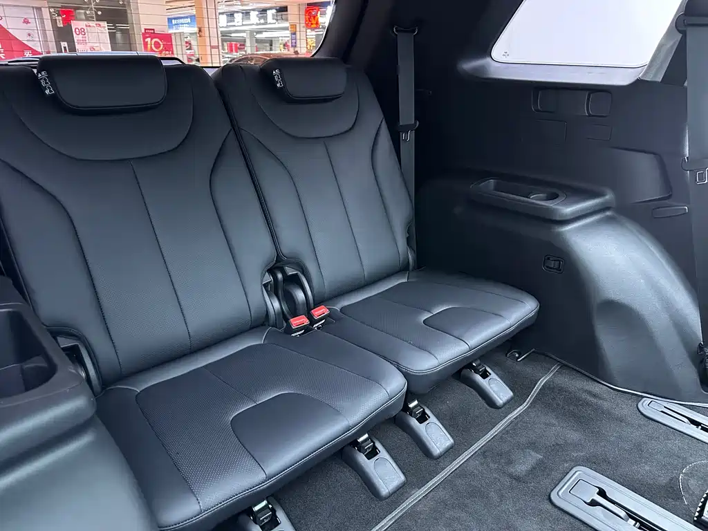 Hyundai Santa Fe — миниатюра 29