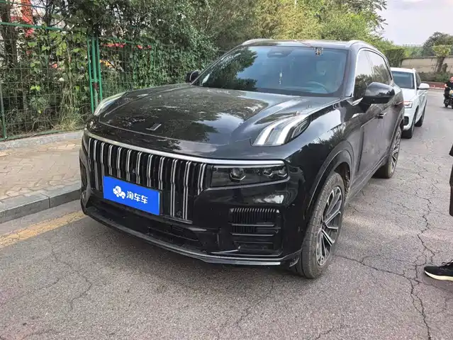 2025 Lynk & Co 09