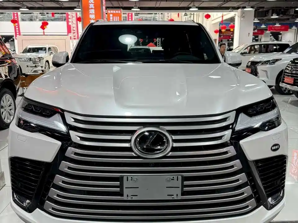 Lexus LX 2024 600