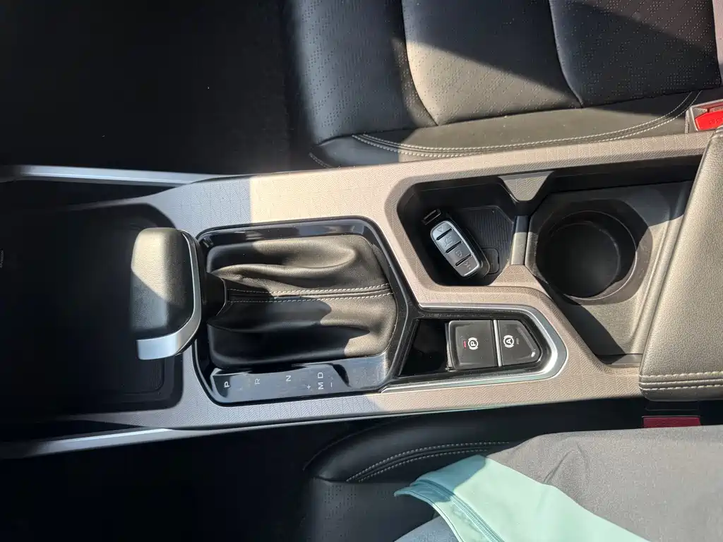 GEELY AUTOMOBILE EMGRAND