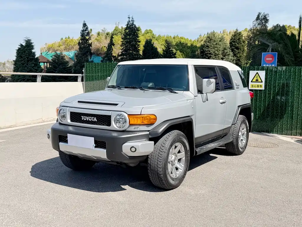Toyota FJ Cruiser 2019